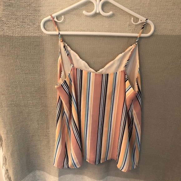 Socialite colorful stripe sleeveless blouse - Picture 2 of 4